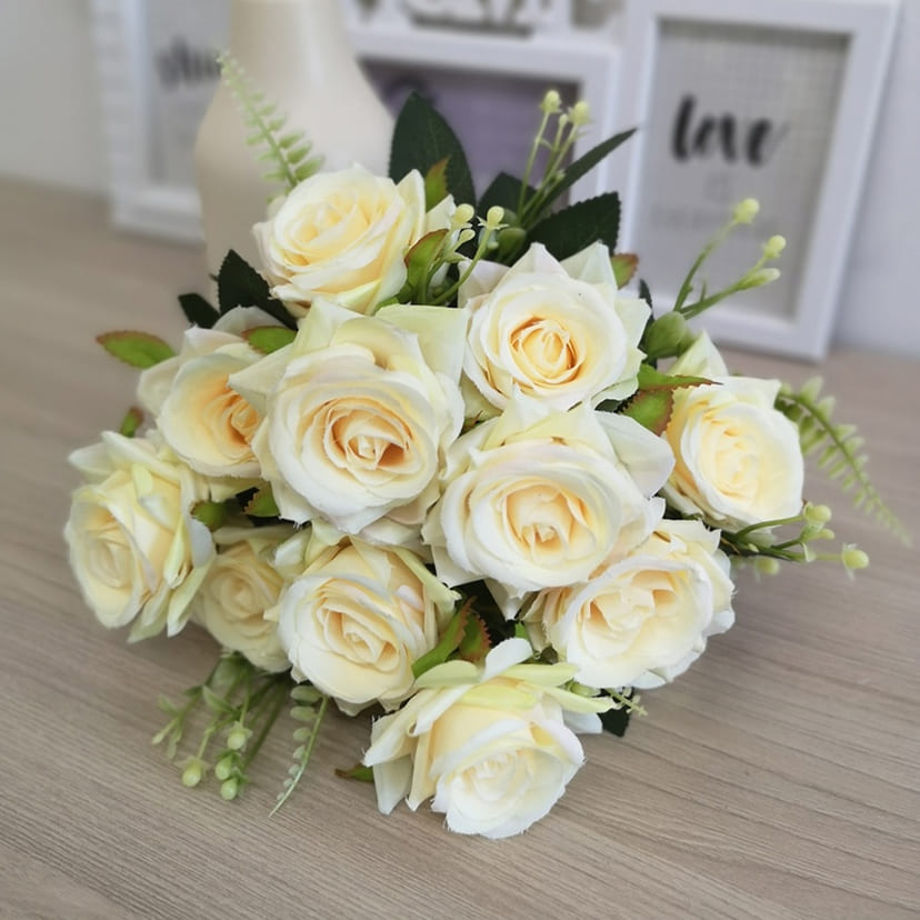 Искусственные цветы в Курске | Цветы искусственные «Розы острые», молочно-персиковые, букет